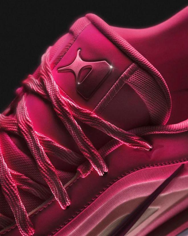 」突然发布！搭载「全新缓震科技」！qy球友会体育Nike「巨星签名鞋(图4)
