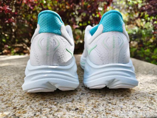10：恰到好处的卓越跑鞋HOKA CLIFTON(图11)